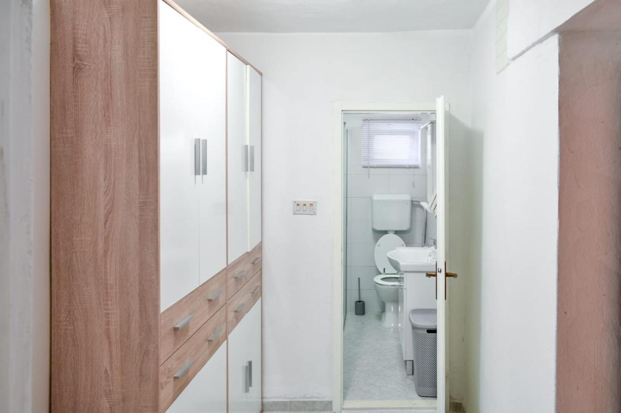 Apartman Karmen Kaštela 外观 照片