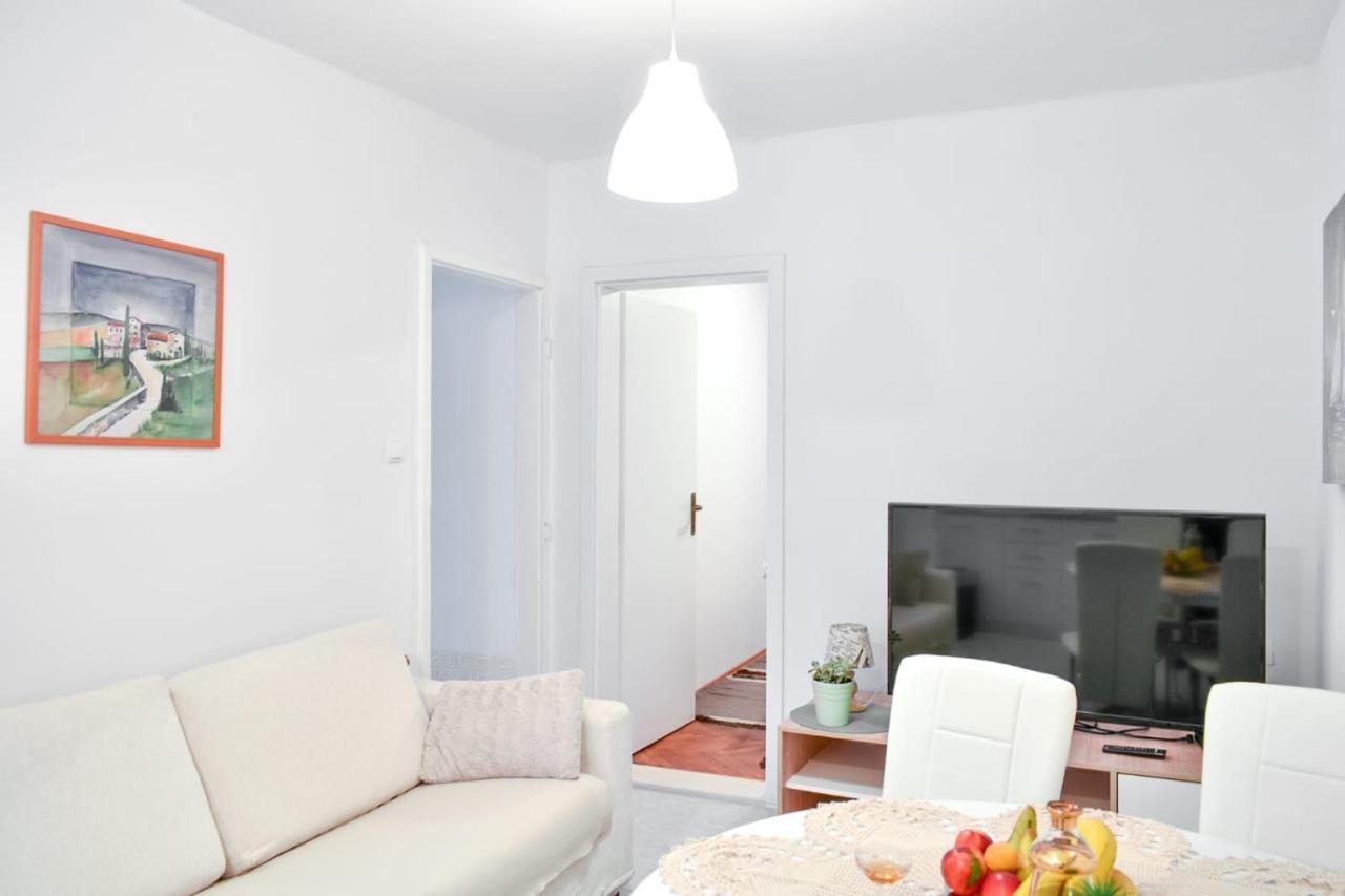 KaštelaApartman Karmen公寓 外观 照片