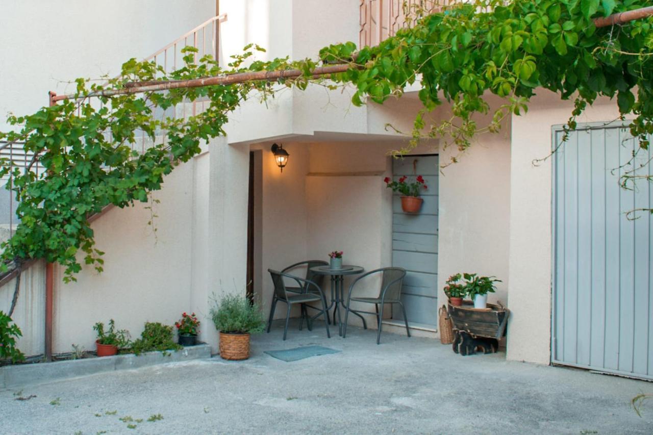 Apartman Karmen Kaštela 外观 照片